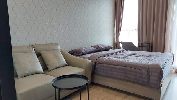 One Bed Room Condo For Rent