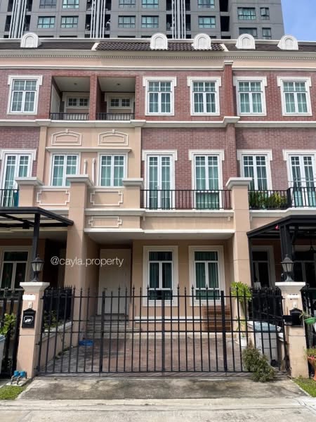 Four Storey Townhouse For Sale