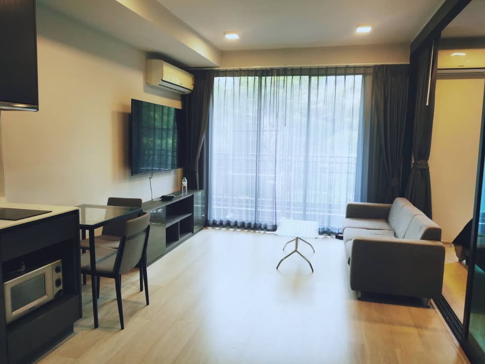 One Bedroom Condo For Rent