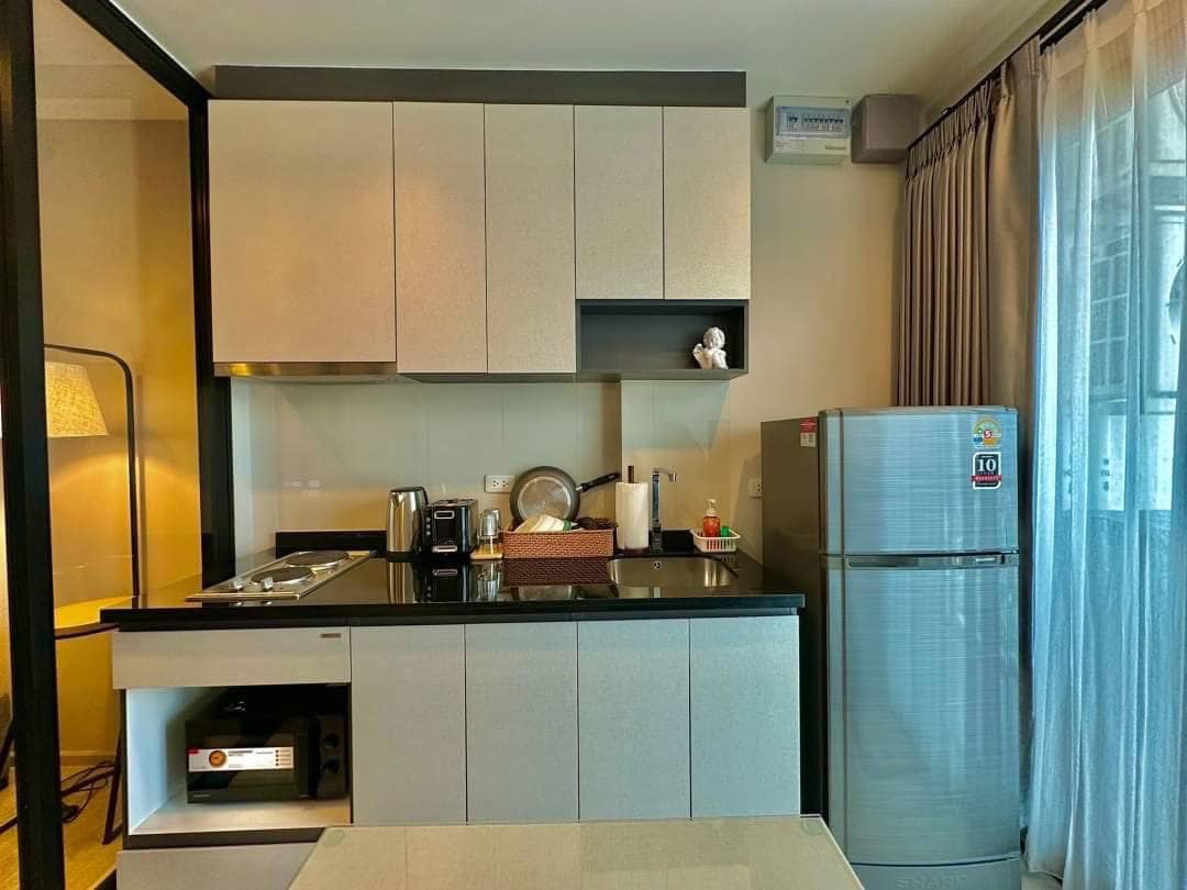 One Bedroom Condo For Rent