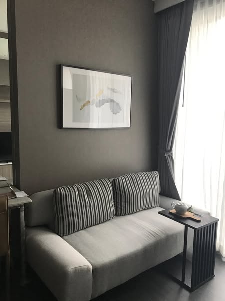 One Bed Room Condo For Rent