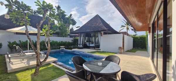 Luxury Villa For Rent