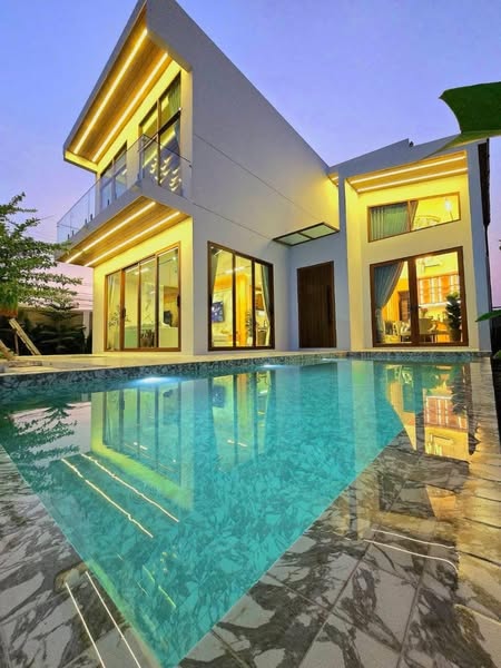 Pool Villa For Sale